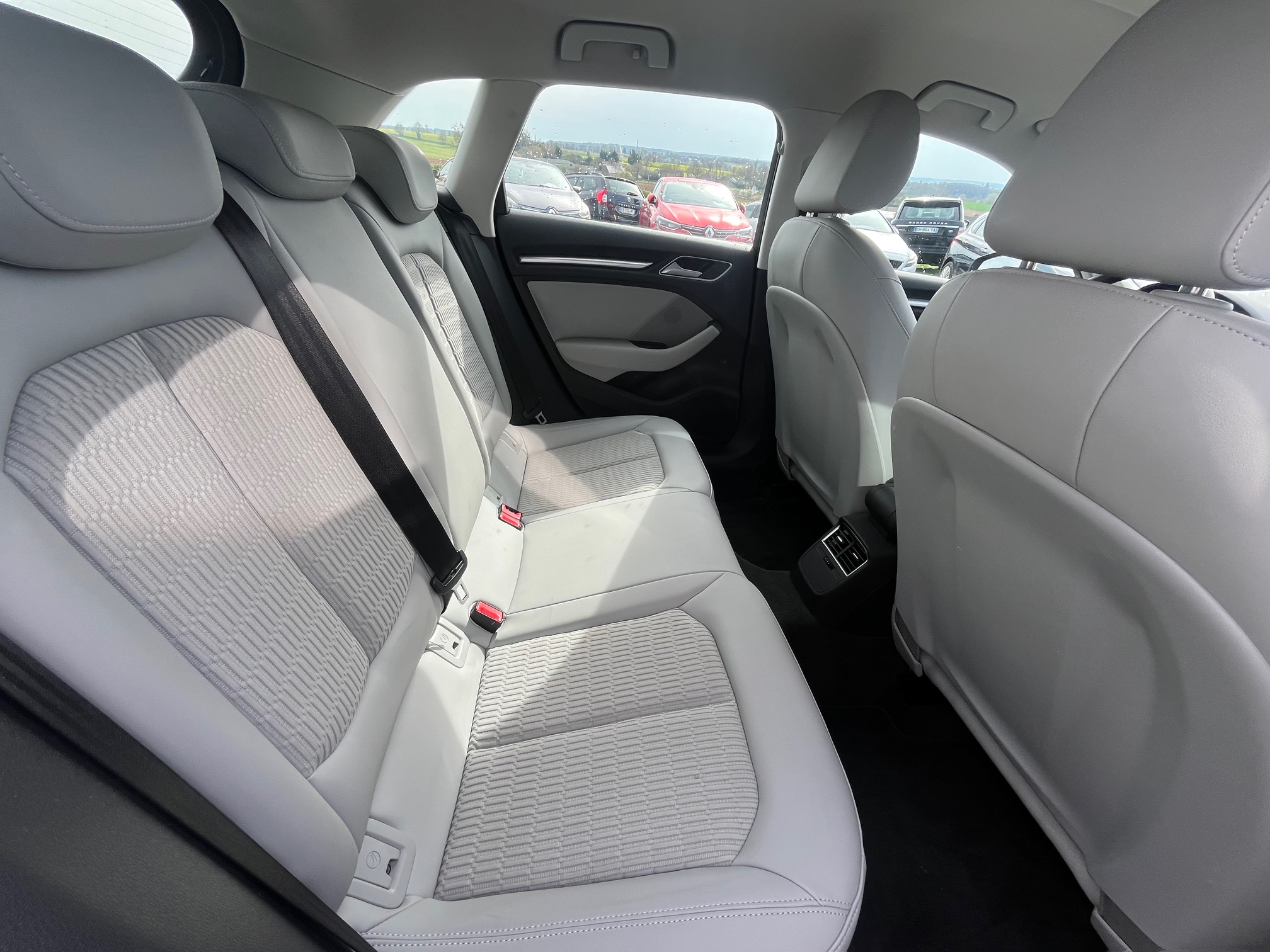 AUDI            A3 SPORTBACK